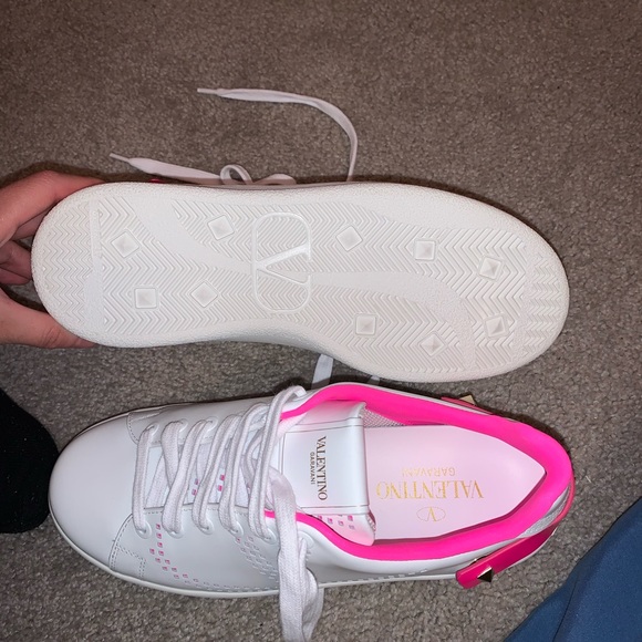 Brand new  Valentino Garavani sneakers - Picture 4 of 4
